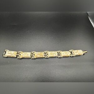 Coro cream Lucite confetti Bracelet Vintage